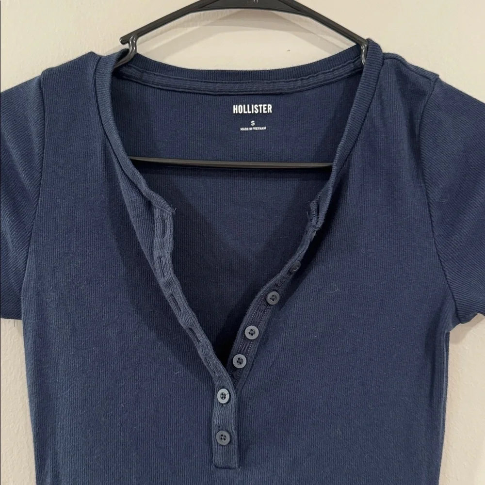 Y2K style Hollister Women's navy Blue Short Sleeve button Top